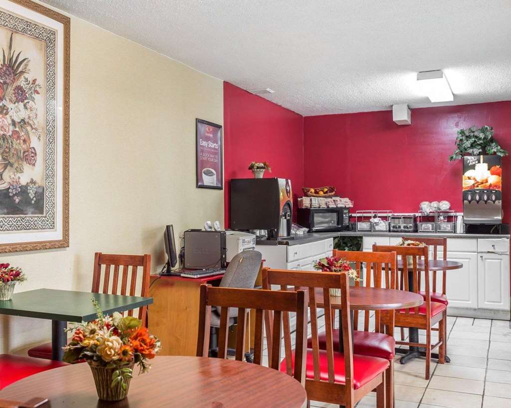 Econo Lodge Richburg Restaurant photo