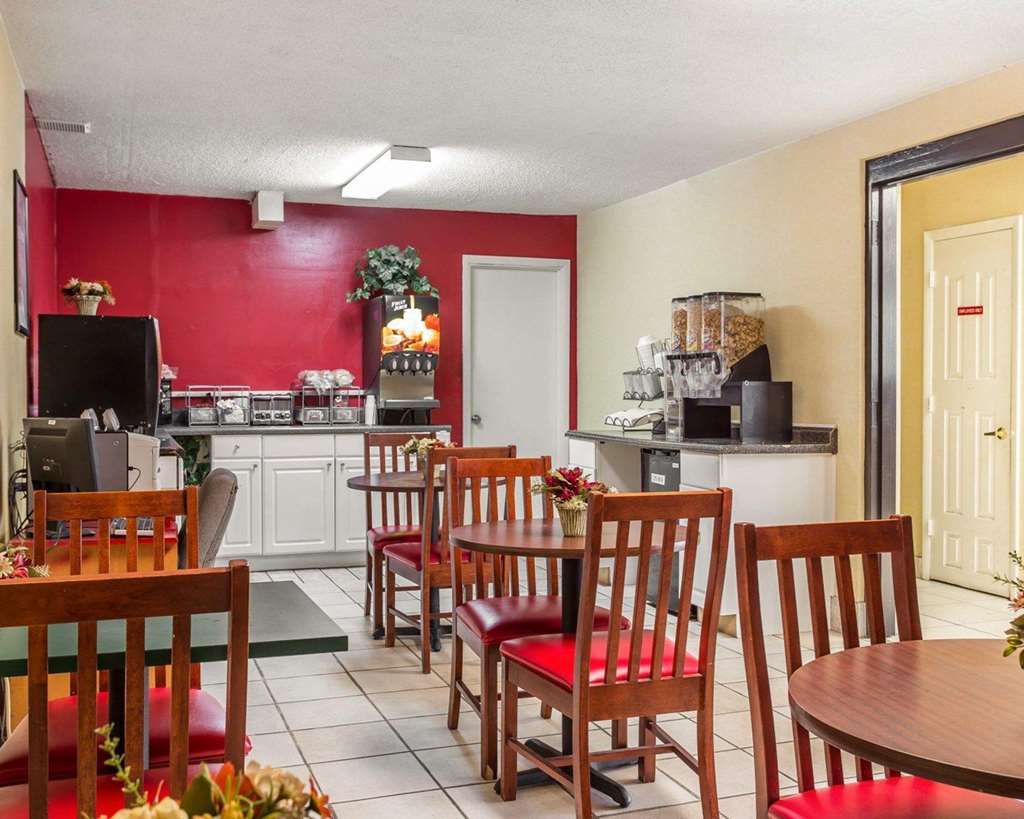 Econo Lodge Richburg Restaurant photo